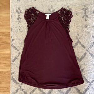 Lace sleeve Tshirt